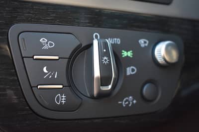 Audi Q7 50 TDI quattro S Line/PANO/Night/7 Sitz/B&O — slika 18