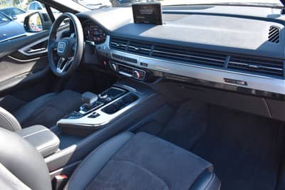 Audi Q7 50 TDI quattro S Line/PANO/Night/7 Sitz/B&O — slika 7