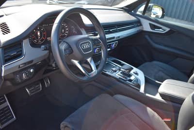 Audi Q7 50 TDI quattro S Line/PANO/Night/7 Sitz/B&O — slika 14