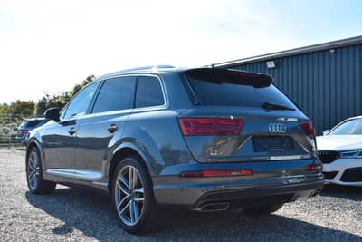 Audi Q7 50 TDI quattro S Line/PANO/Night/7 Sitz/B&O — slika 4