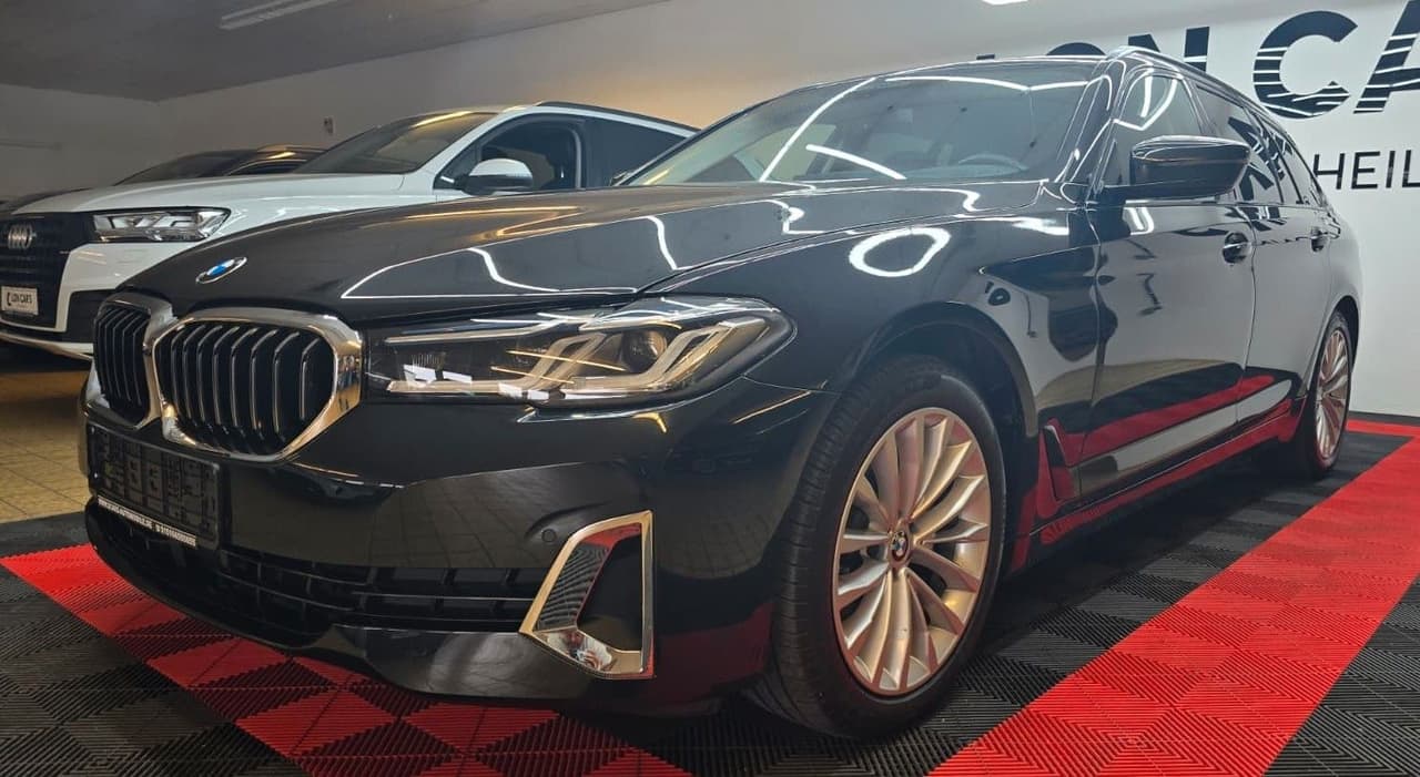 BMW 520 Touring*1-Hand*xD* Line*Leder*Head-UP*Keyles — slika 1