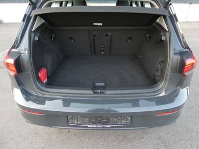 Volkswagen Golf 2.0 TDI LIFE 1-Hand LED Navi ACC CarPlay — slika 20