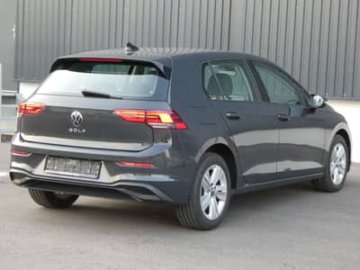 Volkswagen Golf 2.0 TDI LIFE 1-Hand LED Navi ACC CarPlay — slika 27