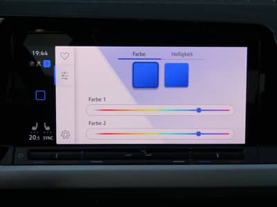 Volkswagen Golf 2.0 TDI LIFE 1-Hand LED Navi ACC CarPlay — slika 12