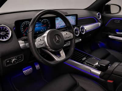 Mercedes-Benz GLB 220 3x AMG+PANO+360°+ACC+NIGHT+19"+LEDER+MUB — slika 14