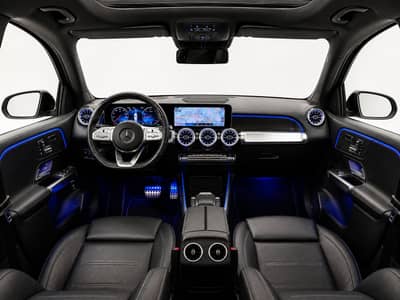 Mercedes-Benz GLB 220 3x AMG+PANO+360°+ACC+NIGHT+19"+LEDER+MUB — slika 13