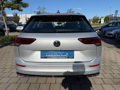 Volkswagen Golf VIII Variant R-Line — slika 11