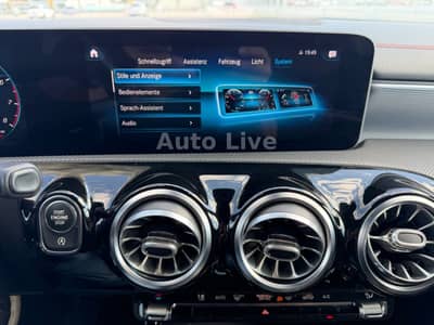 Mercedes-Benz CLA 250*4M*AMG-LINE*WIDESCREEN*LEDER*KAMERA*LED* — slika 19