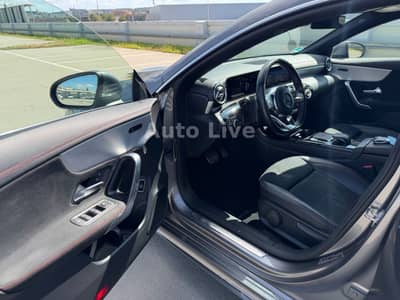 Mercedes-Benz CLA 250*4M*AMG-LINE*WIDESCREEN*LEDER*KAMERA*LED* — slika 30