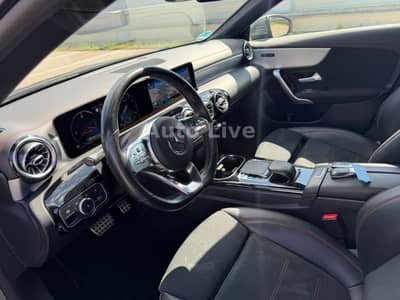 Mercedes-Benz CLA 250*4M*AMG-LINE*WIDESCREEN*LEDER*KAMERA*LED* — slika 28