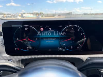 Mercedes-Benz CLA 250*4M*AMG-LINE*WIDESCREEN*LEDER*KAMERA*LED* — slika 8