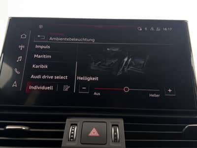 Audi SQ5 Sportback 3.0 TDI quattro Pano*Kamer*App*B&O — slika 19
