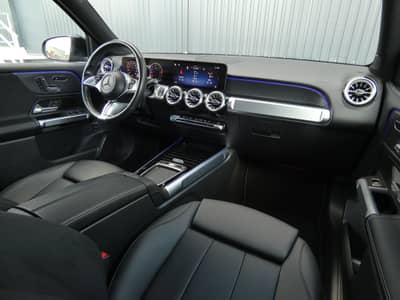 Mercedes-Benz GLB 200 d DCT Leder PANO Distronic Navi AHK WIDE — slika 2