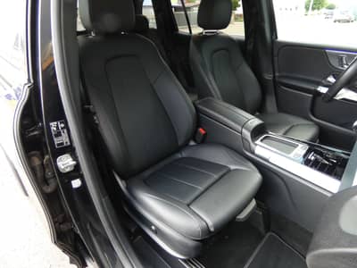 Mercedes-Benz GLB 200 d DCT Leder PANO Distronic Navi AHK WIDE — slika 6