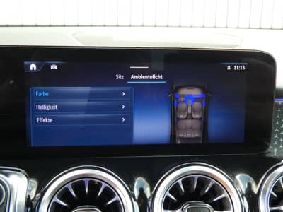 Mercedes-Benz GLB 200 d DCT Leder PANO Distronic Navi AHK WIDE — slika 12