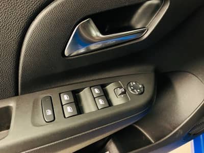 Opel Corsa F GS°KAMERA°LED°SHZ°NAVI° — slika 22