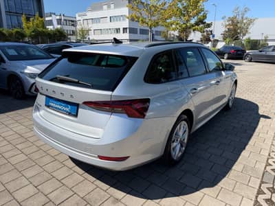 Skoda Octavia Combi Ambition — slika 8