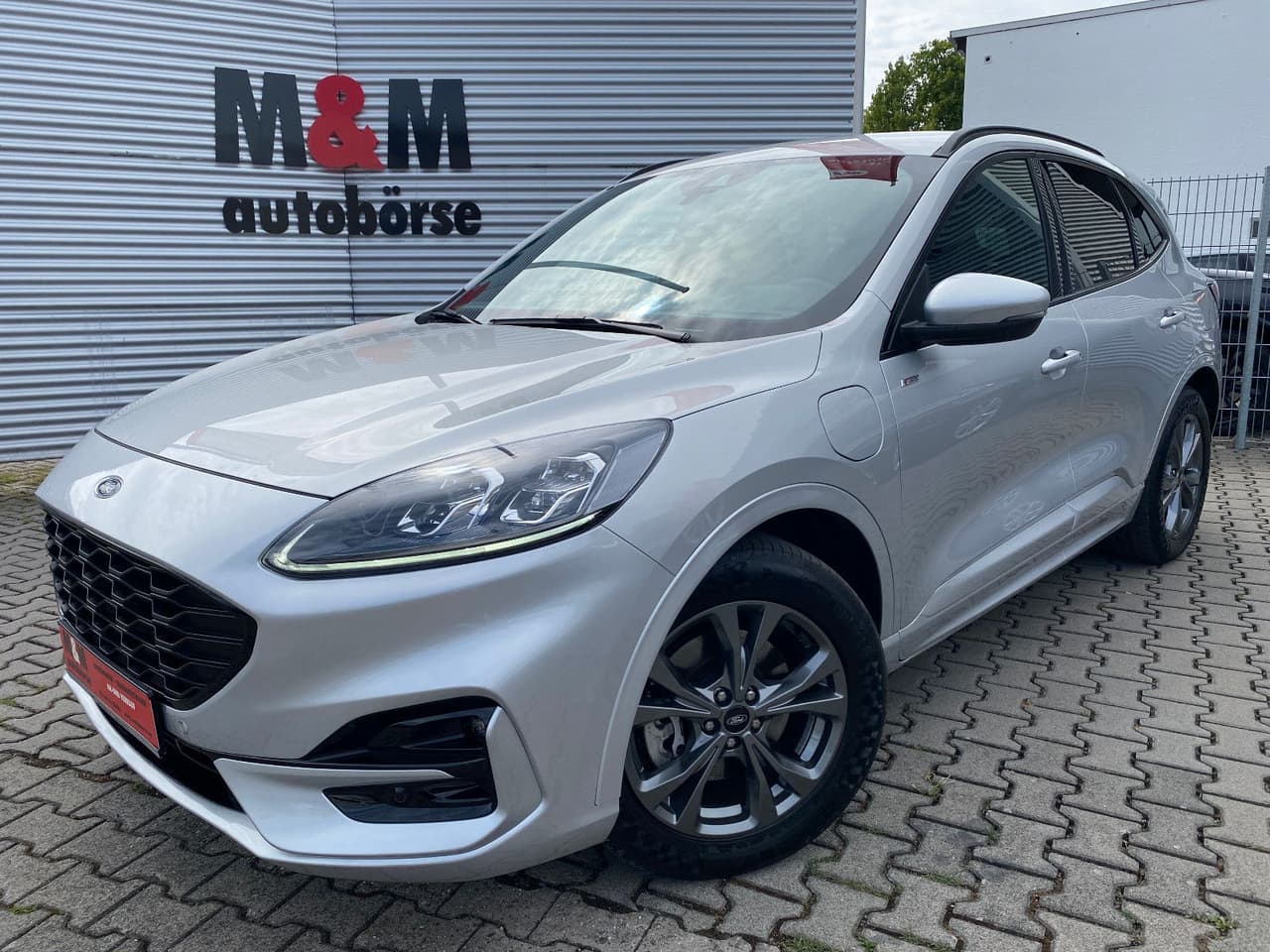 Ford Kuga Plug-In Hybrid ST-Line X B&O/LED/PDC/Assist — slika 1