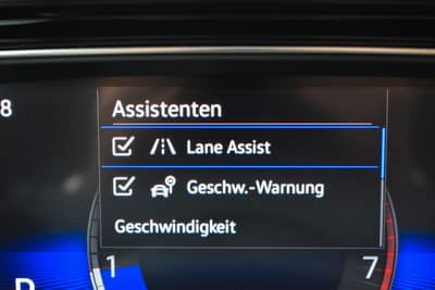 Volkswagen Polo VI Goal LED/ACC//Klima/SHZ/SPEED INFO — slika 30
