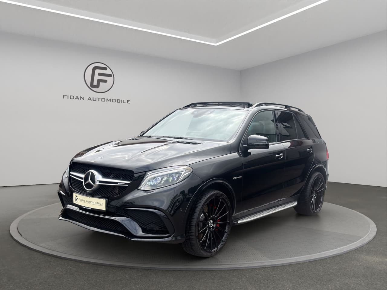 Mercedes-Benz GLE 63 AMG 4Matic*Pano*Night*H&K*360*AHK*Distro — slika 1