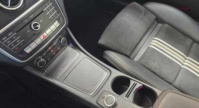 Mercedes-Benz CLA 200 CDI AMG-Line KAMERA — slika 21