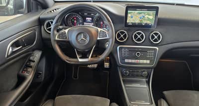 Mercedes-Benz CLA 200 CDI AMG-Line KAMERA — slika 11