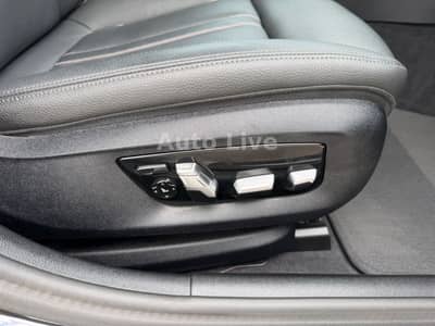 BMW 530 d x Drive*M PAKET*SAG*GSHD*LASER*VIR*HEAD-UP — slika 29