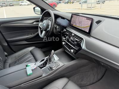 BMW 530 d x Drive*M PAKET*SAG*GSHD*LASER*VIR*HEAD-UP — slika 25