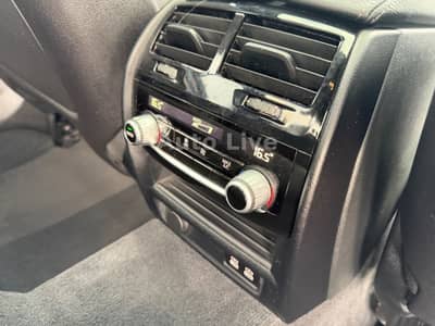 BMW 530 d x Drive*M PAKET*SAG*GSHD*LASER*VIR*HEAD-UP — slika 26