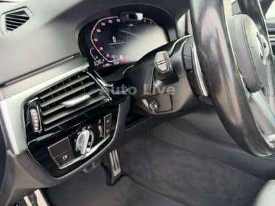BMW 530 d x Drive*M PAKET*SAG*GSHD*LASER*VIR*HEAD-UP — slika 19
