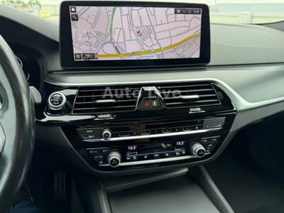 BMW 530 d x Drive*M PAKET*SAG*GSHD*LASER*VIR*HEAD-UP — slika 18