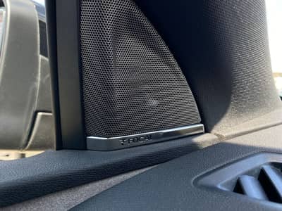Peugeot 3008 Hybrid4 300 GT Pack ACC/AHK/Focal/Massage — slika 9