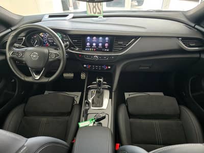 Opel Insignia B Sports Tourer Ultimate OPC-Line — slika 17