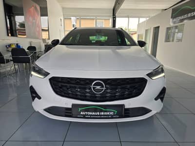 Opel Insignia B Sports Tourer Ultimate OPC-Line — slika 2
