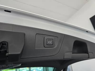 Opel Insignia B Sports Tourer Ultimate OPC-Line — slika 19
