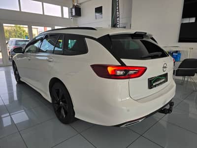 Opel Insignia B Sports Tourer Ultimate OPC-Line — slika 4