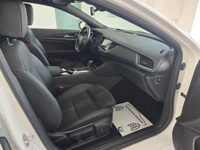 Opel Insignia B Sports Tourer Ultimate OPC-Line — slika 13