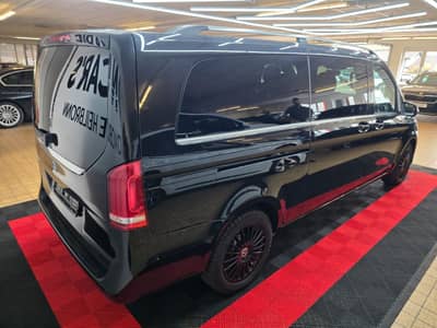 Mercedes-Benz V 250d Extralang/8 Sitze/Leder/Kamera/TOP — slika 9