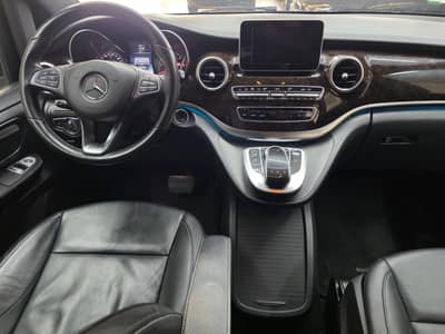 Mercedes-Benz V 250d Extralang/8 Sitze/Leder/Kamera/TOP — slika 10