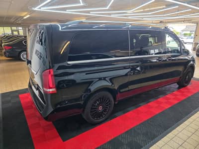 Mercedes-Benz V 250d Extralang/8 Sitze/Leder/Kamera/TOP — slika 7