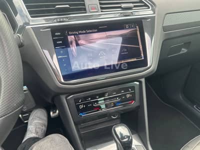 Volkswagen Tiguan 2.0 TSI*DSG*4M*R LINE*PAN*IQ*AHK*KAME*VOL — slika 11