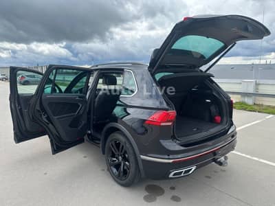 Volkswagen Tiguan 2.0 TSI*DSG*4M*R LINE*PAN*IQ*AHK*KAME*VOL — slika 20