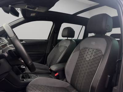 Volkswagen Tiguan R-Line eHybrid Pano*Matrix*360*AHK*ACC*Ap — slika 9