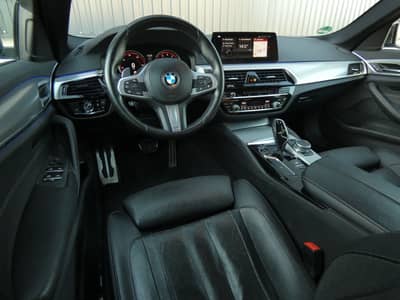 BMW M550i xDrive A.LED Komfortsitze STHZG Sitzklima — slika 3
