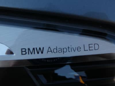 BMW M550i xDrive A.LED Komfortsitze STHZG Sitzklima — slika 27