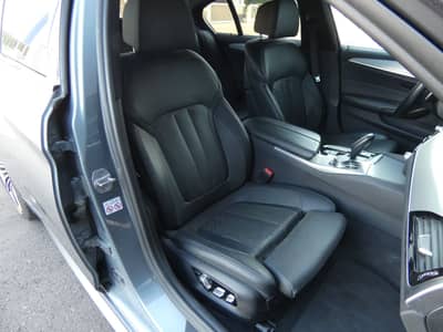 BMW M550i xDrive A.LED Komfortsitze STHZG Sitzklima — slika 6
