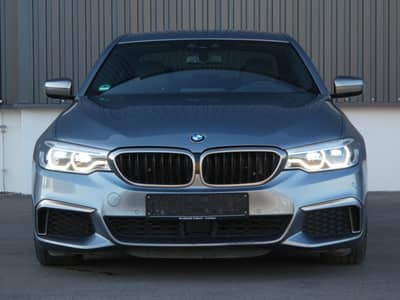 BMW M550i xDrive A.LED Komfortsitze STHZG Sitzklima — slika 30