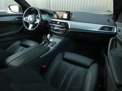 BMW M550i xDrive A.LED Komfortsitze STHZG Sitzklima — slika 2