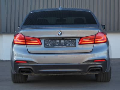 BMW M550i xDrive A.LED Komfortsitze STHZG Sitzklima — slika 31