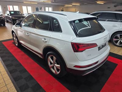 Audi Q5 40 TDI quattro/Navi/Led/Leder,Erster H/Top — slika 9
